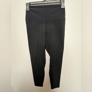 YUNOGA WOMEN’S HIGH WAIST BUTTERY SOFT ATHLETIC YOGA PANTS   BLACK. SIZE MEDIUM